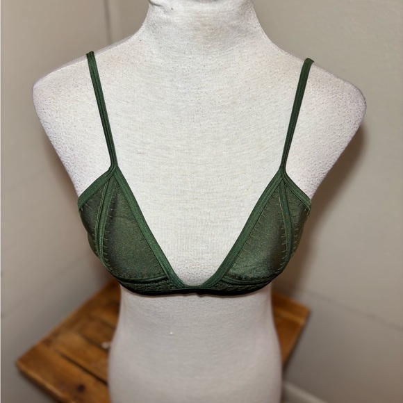 Triangl Swimwear Gigi Crochet Bikini Top - Picture 11 of 14